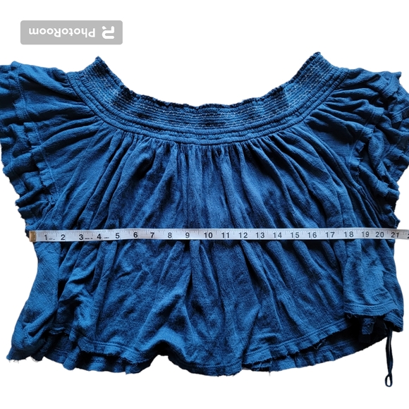 Free People Off Shoulder Raw Hem Keyhole Back Cropped Peasant Top Blue Size M - Picture 8 of 8